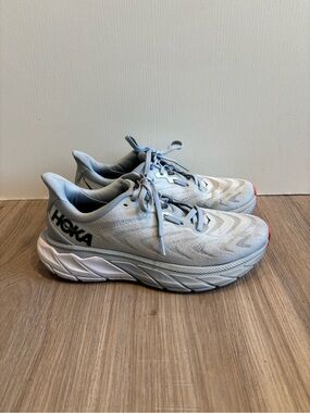 Hoka One Women's Arahi 6 Running Walking Gym Comfort Plein Air Blue Fog Size 7B